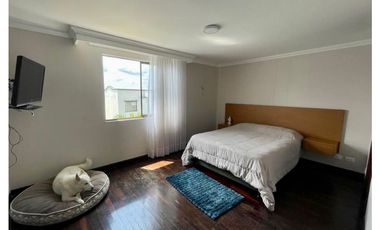 SE VENDE CASA EN ALAMOS PEREIRA