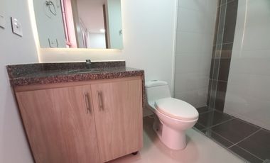 apartaestudio en arriendo en edificio infinity piso 24. Cod A13728