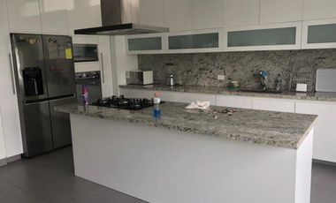 ALQUILER DE CASA DE LUJO AMOBLADA EN ISLA MOCOLI