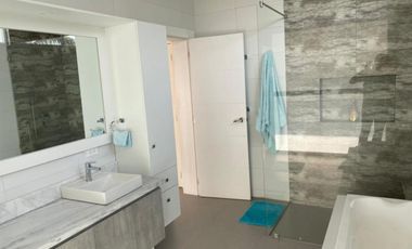 ALQUILER DE CASA DE LUJO AMOBLADA EN ISLA MOCOLI