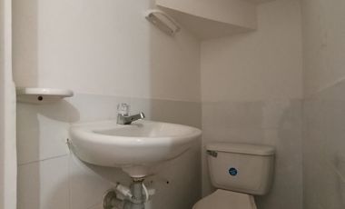 casa en arriendo en lomitas del trapiche. Cod A27033