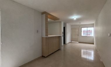 casa en arriendo en lomitas del trapiche. Cod A27033