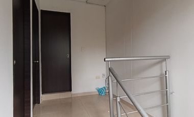 casa en arriendo en lomitas del trapiche. Cod A27033