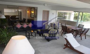 A03 villa en condominio de 3 recamaras con vista al pacifico y la marina Ixtapa