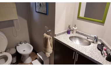 Venta en block. Dos viviendas sobre un mismo lote. Barrio Los Troncos