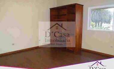 Casa de Venta - Machángara, 3 dormitorios, 1700m2*Terreno con Galpón.