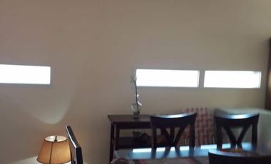 SE VENDE CASA DE 2 DORMITORIOS CON COCHERA - Miguel David y Garrigo.