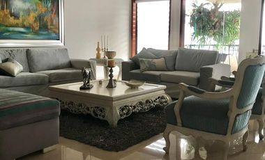 apartamento en venta en cristales. Cod V11334