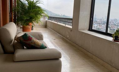 apartamento en venta en cristales. Cod V11334