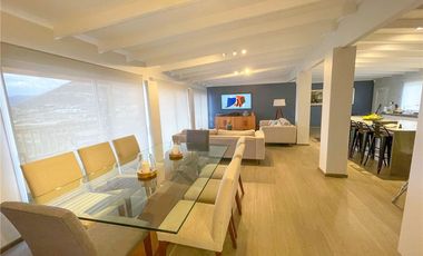 Casa en exclusivo condominio Algarrobito