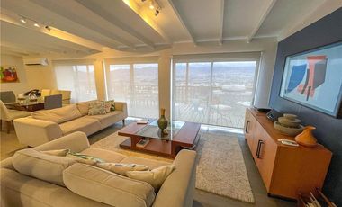 Casa en exclusivo condominio Algarrobito