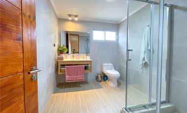 Casa en exclusivo condominio Algarrobito