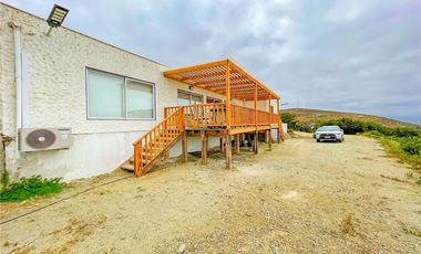 Casa en exclusivo condominio Algarrobito