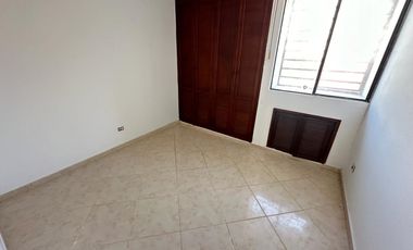 apartamento en arriendo/venta en altos de riomar. Cod V105205