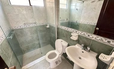 apartamento en arriendo/venta en altos de riomar. Cod V105205