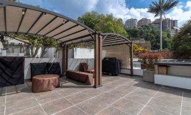 casa en arriendo en el refugio. Cod A27386