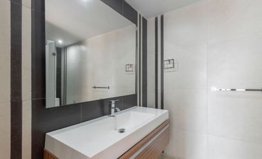 casa en arriendo en el refugio. Cod A27386