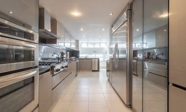 casa en arriendo en el refugio. Cod A27386