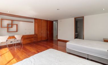 casa en arriendo en el refugio. Cod A27386