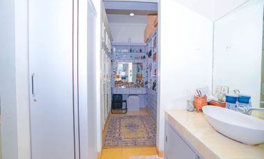 Rumah Tanah Luas 12 Menit ke Mall Ciputra Cibubur Hadap Utara J-41774