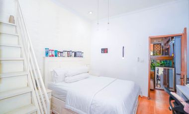 Rumah Tanah Luas 12 Menit ke Mall Ciputra Cibubur Hadap Utara J-41774