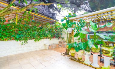 Rumah Tanah Luas 12 Menit ke Mall Ciputra Cibubur Hadap Utara J-41774