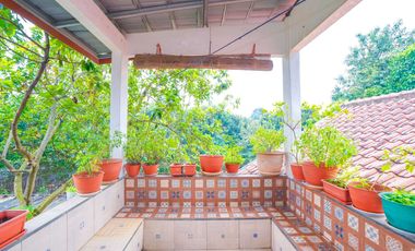 Rumah Tanah Luas 12 Menit ke Mall Ciputra Cibubur Hadap Utara J-41774