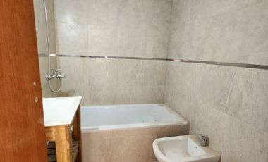Departamento en venta en Remedios de Escalada Oeste