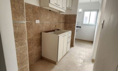 Departamento en venta en Remedios de Escalada Oeste