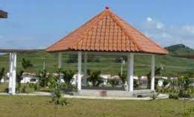 VENDO HERMOSA PROPIEDAD EN QUINTAS DEL LAGO