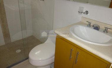 apartaestudio en venta en edificio san carlos. Cod V2036