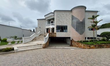 casa en arriendo en ciudad jardín. Cod A6273