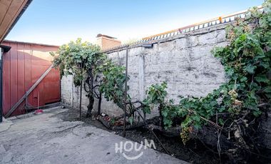 Casa Blest Gana ID: 166199r