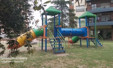 Depto de 3 amb con cochera en Tzas de Quilmes