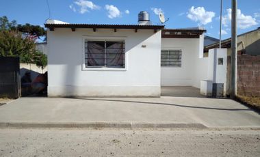 Casa en venta - 1 Dormitorio 1 Baño - 100Mts2 - San Miguel del Monte
