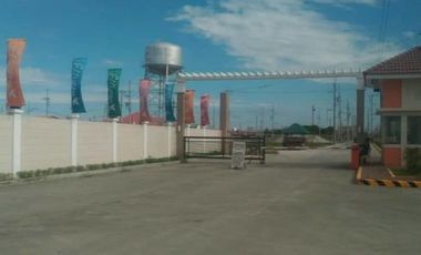 TOWNHOUSE FOR SALE IN GEN. TRIAS,CAVITE For more details, contact: DONALD PORTUGUEZ SUN# 0933825---- TM# 0955561----