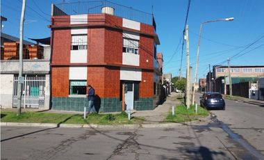 Zinny 304, Isidro Casanova