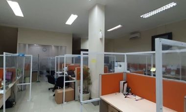 Ruko Murah Lokasi tepat di pinggir Jl. Raya Margonda, Depok