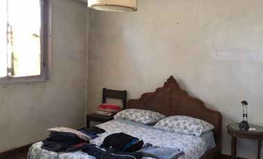 CASA DE 6 AMB. LOTE PROPIO. FRANCO AL 3400. V. DEVOTO