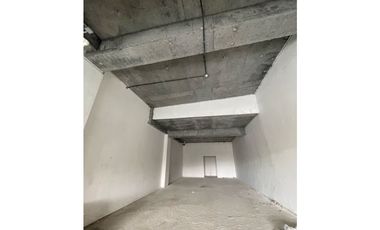 TUMBA MUERTO/LOCAL 130.11 m²/ALQUILER