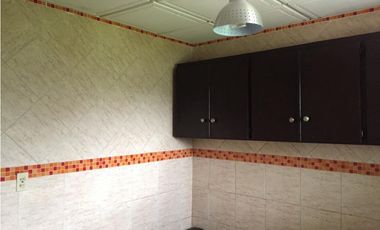 ALQUILER DE CASA AMOBLADA EN PENONOME