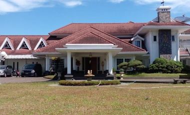 Rumah Mewah Full Furnish Main Road Lembang Bandung Utara