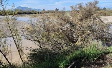 Hermosa parcela en Valdivia de Paine .Vista al río