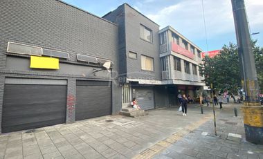 edificio en arriendo en el poblado. Cod A776173