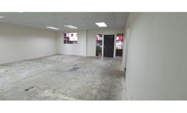 SE ALQUILA BODEGA Y OFICINA EN AREA CENTRICA MIRAFLORES $7.418.25