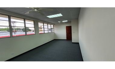 SE ALQUILA BODEGA Y OFICINA EN AREA CENTRICA MIRAFLORES $7.418.25