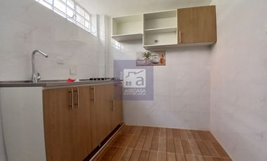 COD. 6134 - SE ARRIENDA CASA COMERCIAL - BARRIO: LA AURORA