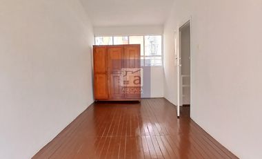 COD. 6134 - SE ARRIENDA CASA COMERCIAL - BARRIO: LA AURORA