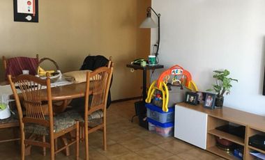 Departamento ubicado a 400  metros de la estación .