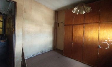 EXCELENTE CASA EN LOTE PROPIO CON 4 HABITACIONES, 2 BAÑOS, PATIO Y PARRILLAS